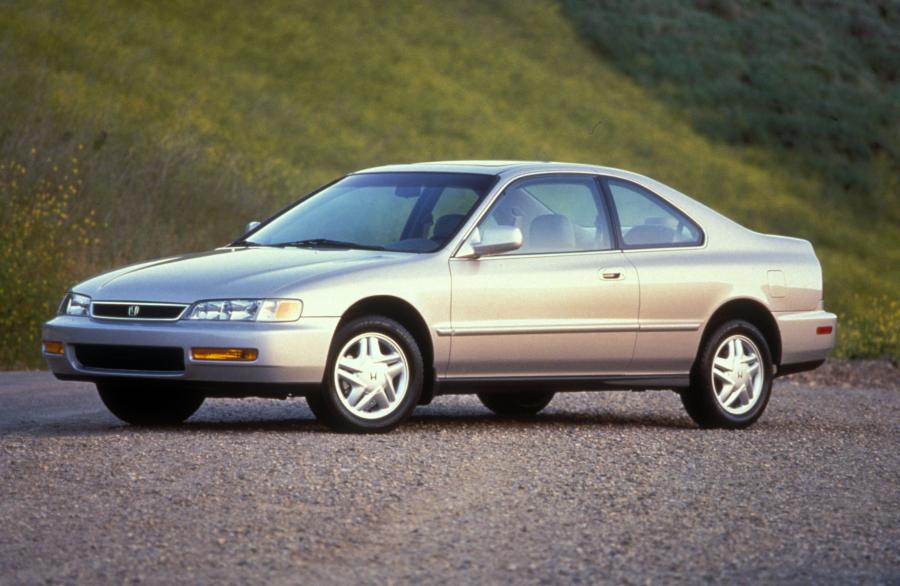  Honda Accord 1994 года  (US) (фото 10 из 19)